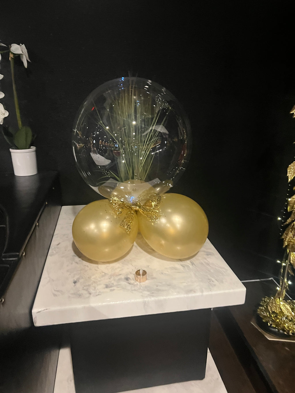 Light up balloons